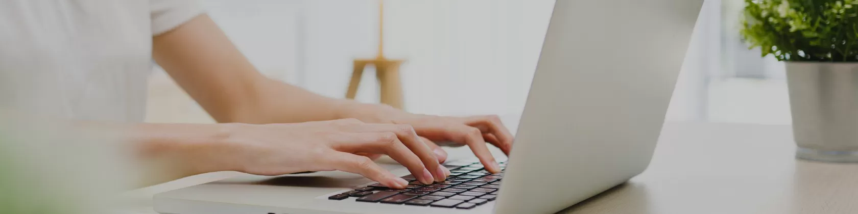 نحن ملتزمون بتزويد عملائنا بمنتجات وحلول موثوقة.